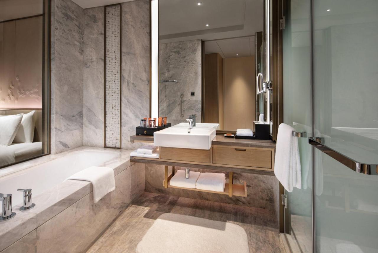 Crowne Plaza Xiangxi Hotel Fenghuang Room photo
