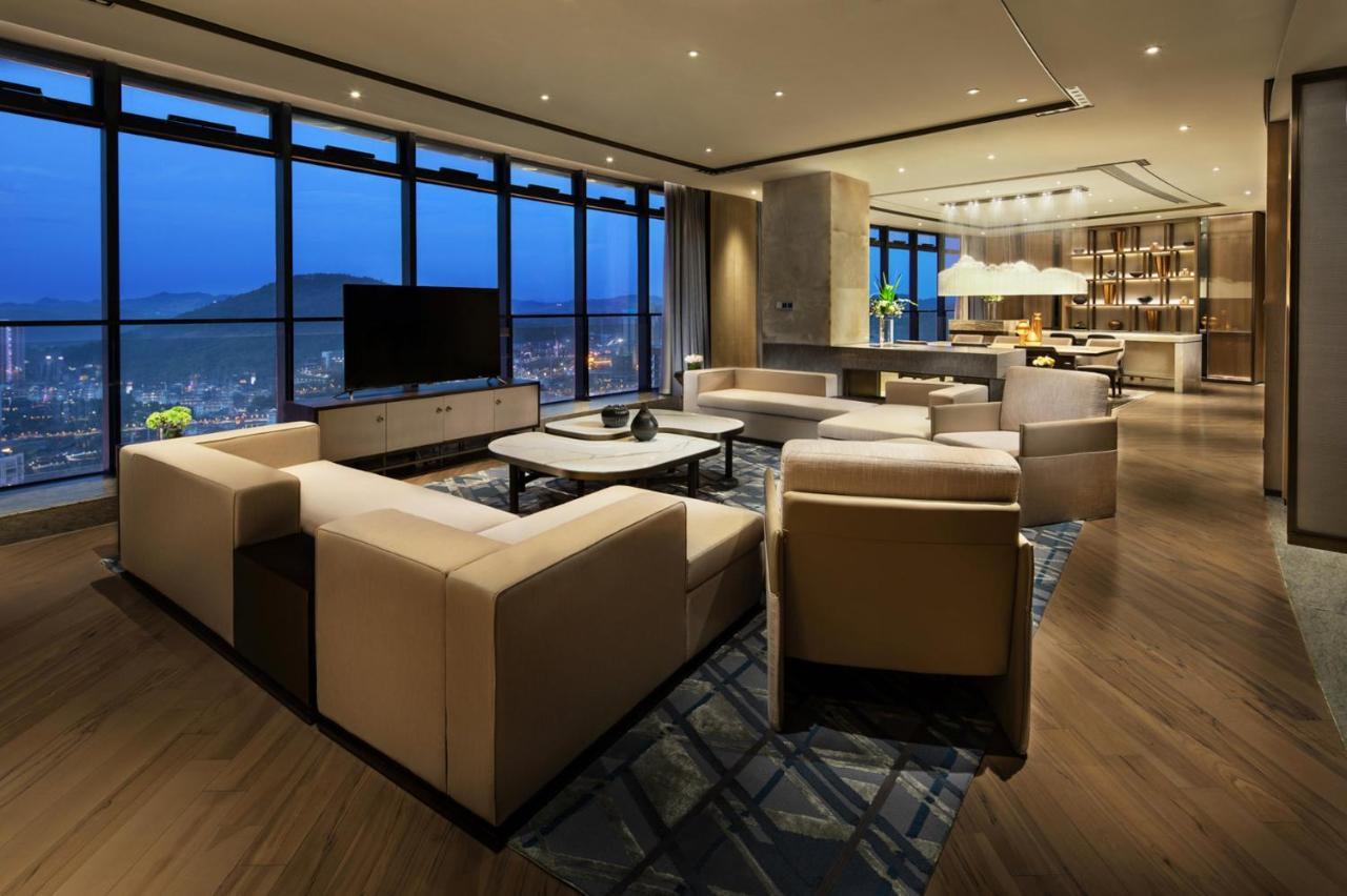Crowne Plaza Xiangxi Hotel Fenghuang Exterior photo